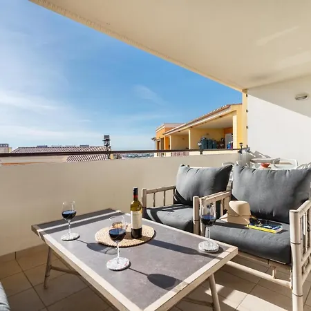 Sunny 1 With Pool By Homing شقة