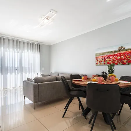 Appartement Sunny 1 With Pool By Homing *