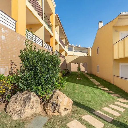 Albufeira Sunny Apartment 1 With Pool By Homing Apartment